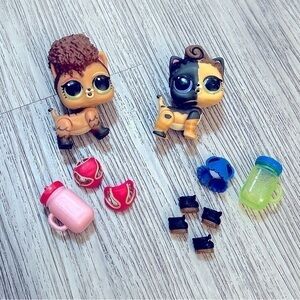 LOL Surprise Pets kitty cats with accessories. Excellent condition